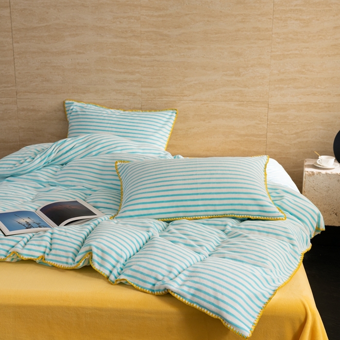 91家纺网 家纺一手货源 找家纺 洋铭区（原狠狠爱） 2023新款ab版牛奶绒心动系列条纹四件套 心动蓝白条