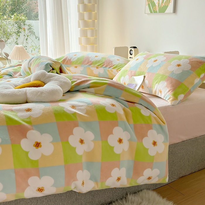 91家纺网 家纺一手货源 找家纺 怡家居 2023新款高克重牛奶绒印花四件套 繁花