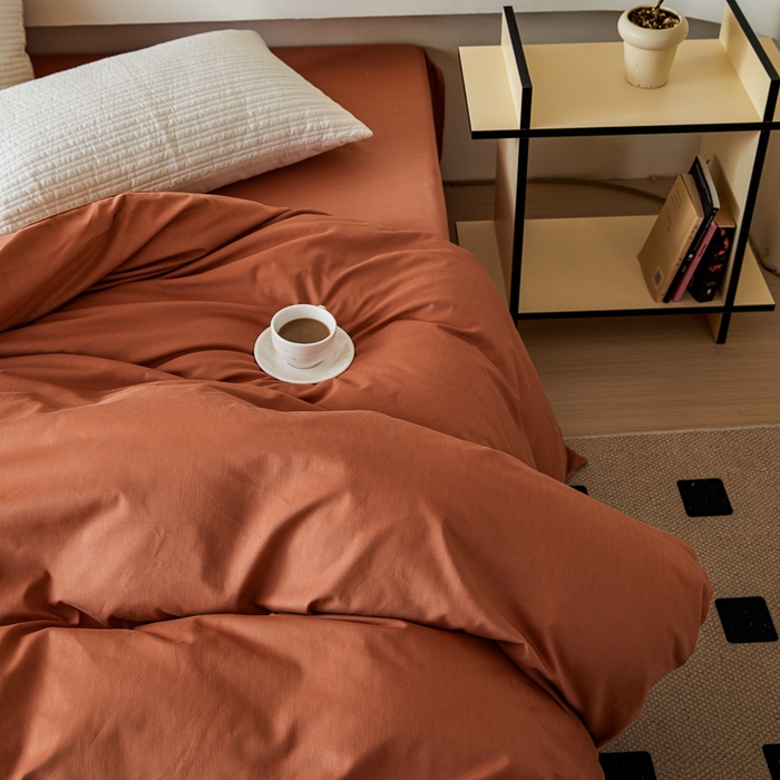 91家纺网 家纺一手货源 找家纺 怡家居 2023新款全棉100支磨毛纯色单品被套 晚霞红