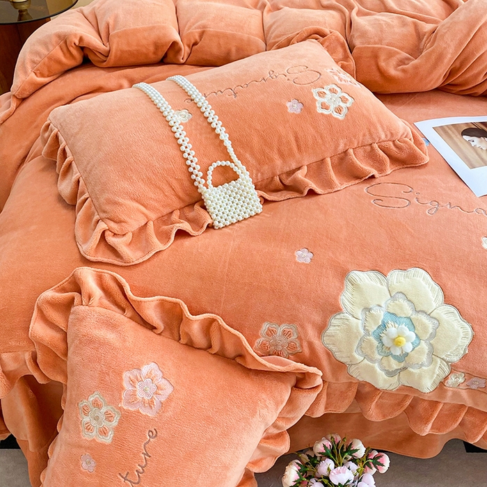 91家纺网 家纺一手货源 找家纺 可以家居 2024新款高克重全消光绣花四件套-潘多拉 潘多拉-爱玛橙