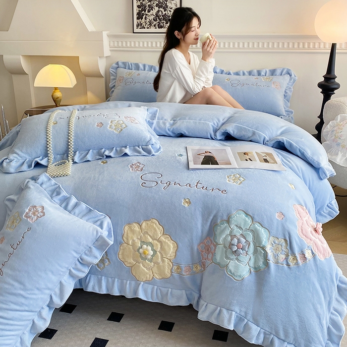 91家纺网 家纺一手货源 找家纺 可以家居 2024新款高克重全消光绣花四件套-潘多拉 潘多拉-梵星蓝