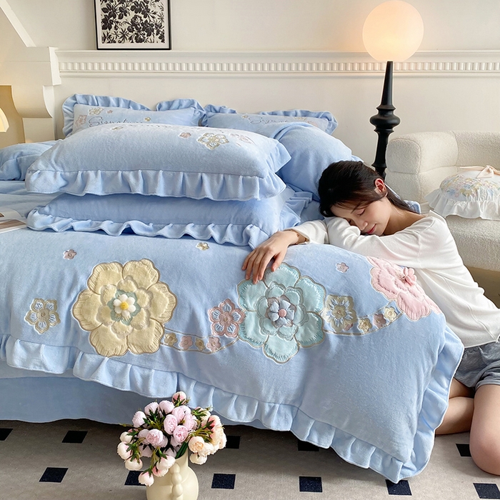 91家纺网 家纺一手货源 找家纺 可以家居 2024新款高克重全消光绣花四件套-潘多拉 潘多拉-梵星蓝