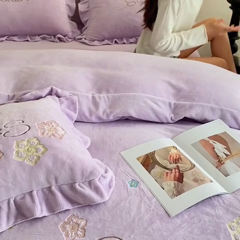 91家纺网 家纺一手货源 找家纺 可以家居 2024新款高克重全消光绣花四件套-潘多拉 潘多拉-蔷薇紫