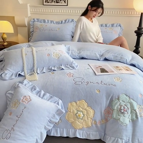 91家纺网 家纺一手货源 找家纺 可以家居 2024新款高克重全消光绣花四件套-潘多拉 潘多拉-梵星蓝