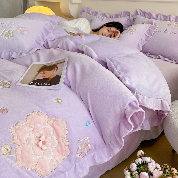 91家纺网 家纺一手货源 找家纺 可以家居 2024新款高克重全消光绣花四件套-潘多拉 潘多拉-蔷薇紫