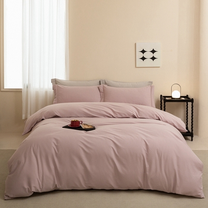 91家纺网 家纺一手货源 找家纺 ONE TWO ONE 121 2023新款A类高支高密长绒棉一字绣宽边磨毛四件套 扶罗粉