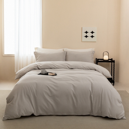 91家纺网 家纺一手货源 找家纺 ONE TWO ONE 121 2023新款A类高支高密长绒棉一字绣宽边磨毛四件套 极致灰