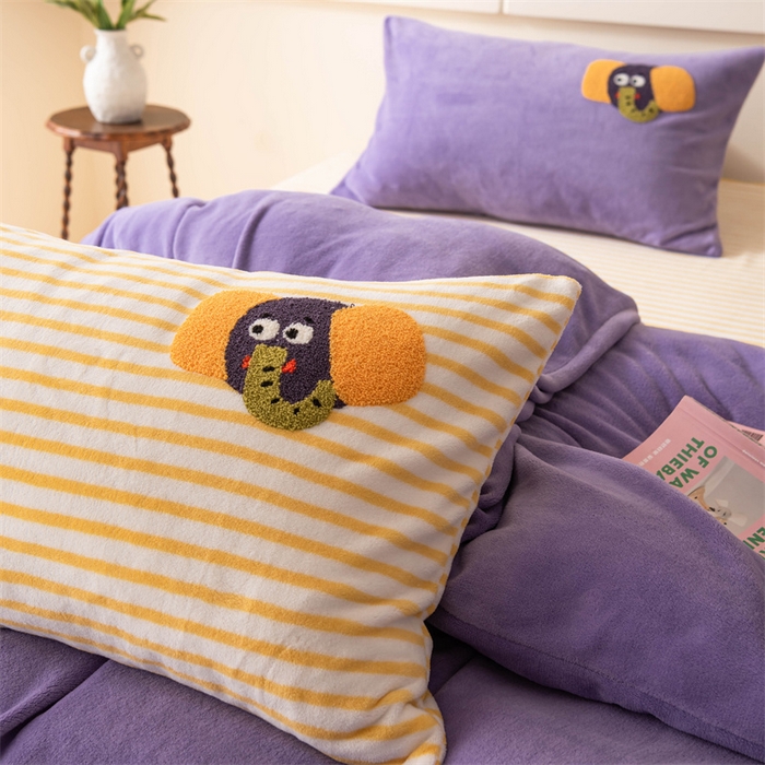 91家纺网 家纺一手货源 找家纺 洋铭区（原狠狠爱） 2023新款AB版牛奶绒四件套-元气满满系列 元气满满紫