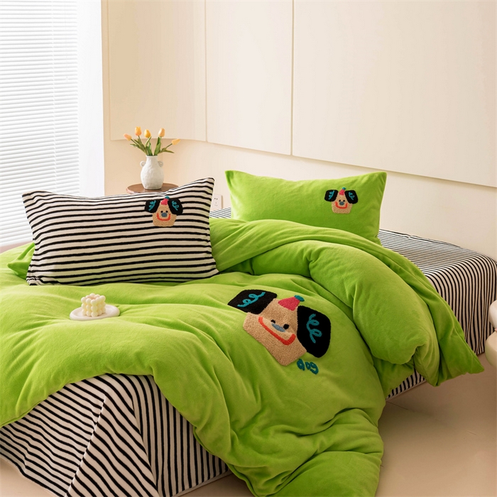 91家纺网 家纺一手货源 找家纺 洋铭区（原狠狠爱） 2023新款AB版牛奶绒四件套-元气满满系列 元气满满绿