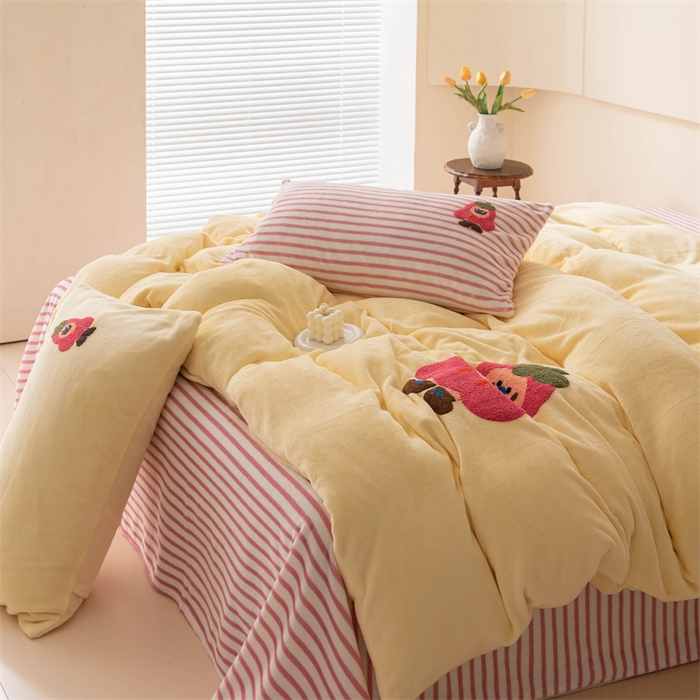 91家纺网 家纺一手货源 找家纺 洋铭区（原狠狠爱） 2023新款AB版牛奶绒四件套-元气满满系列 元气满满黄