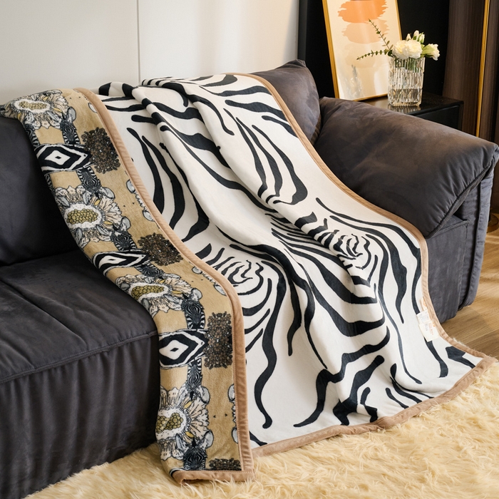 91家纺网 家纺一手货源 找家纺 21度C 2023新款轻奢云朵绒多功能双层复合毯 斑马纹