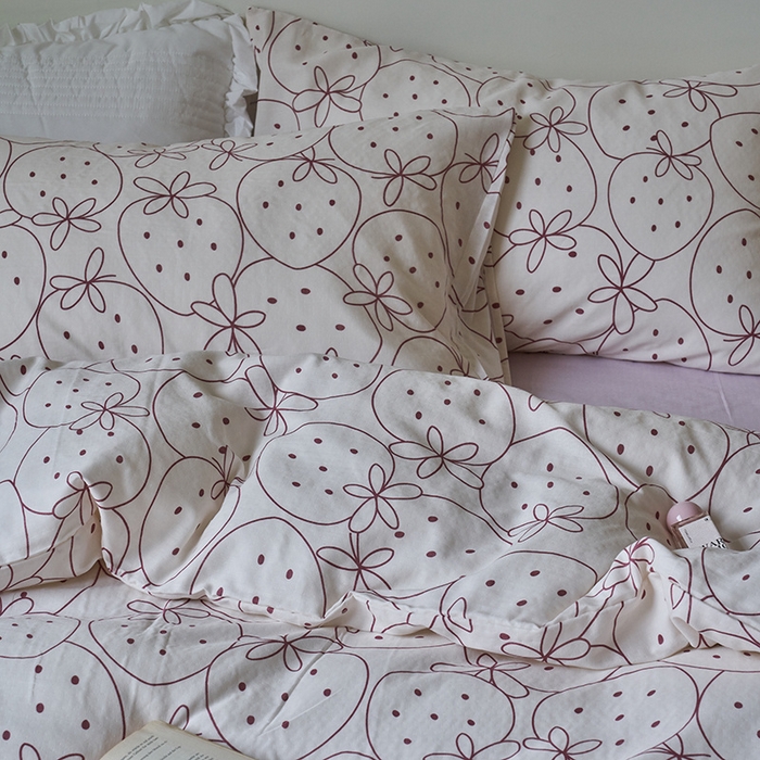 91家纺网 家纺一手货源 找家纺 窝米 2023秋季新品全棉双层纱四件套系列 大草莓