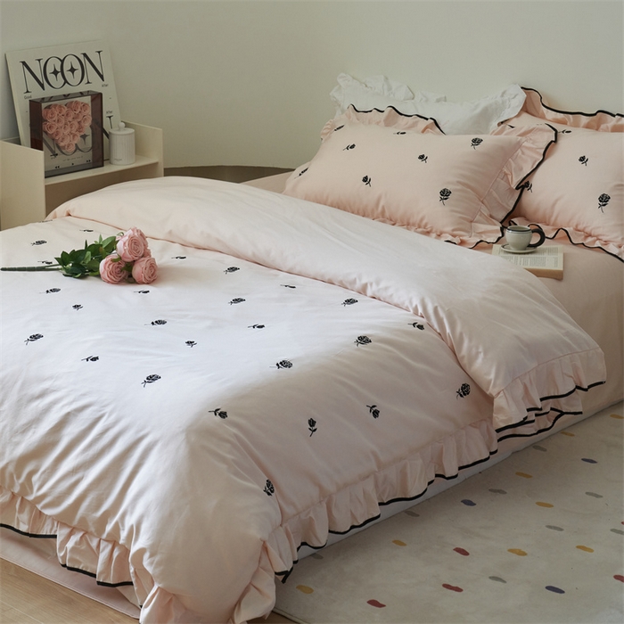 91家纺网 家纺一手货源 找家纺 窝米 2023新款100支长绒棉刺绣款四件套 玫瑰茶粉