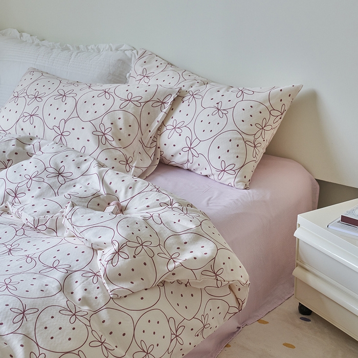 91家纺网 家纺一手货源 找家纺 窝米 2023秋季新品全棉双层纱四件套系列 大草莓