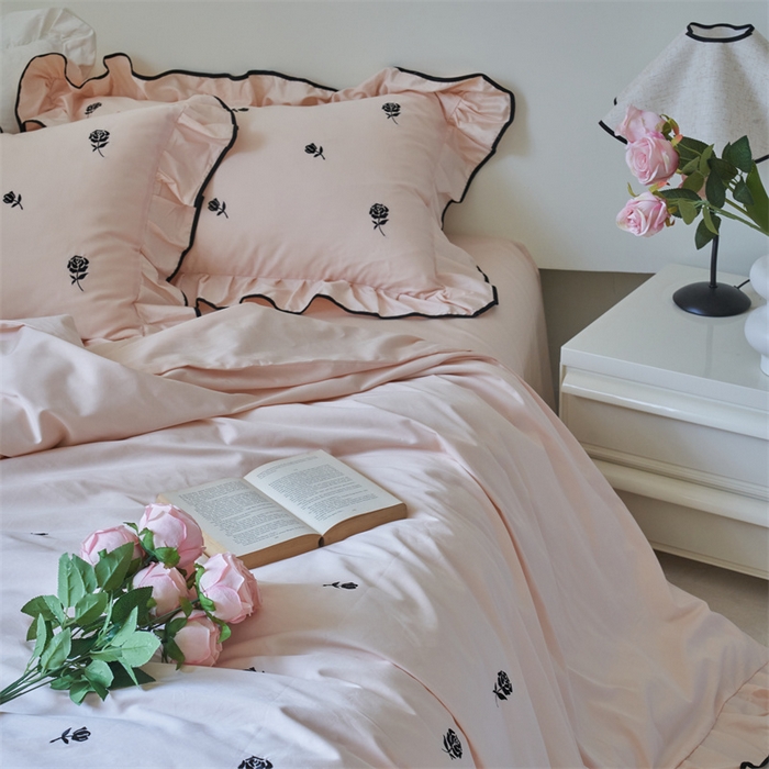 91家纺网 家纺一手货源 找家纺 窝米 2023新款100支长绒棉刺绣款四件套 玫瑰茶粉