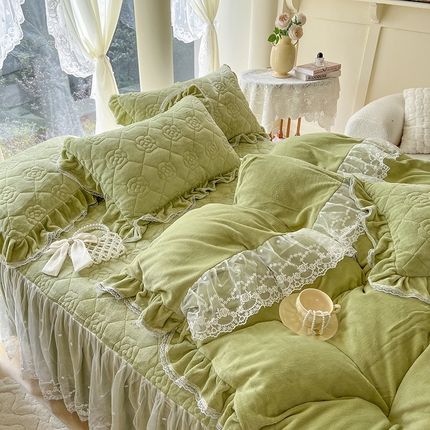网红馆 2025新款高克重牛奶绒花边床裙四件套-山茶系列 山茶-果绿