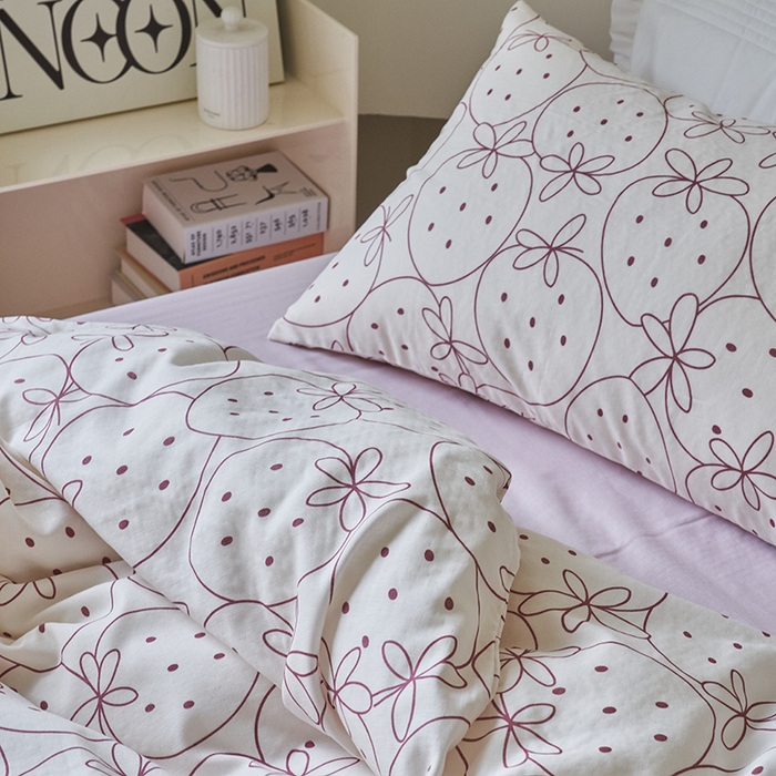 91家纺网 家纺一手货源 找家纺 窝米 2023秋季新品全棉双层纱四件套系列 大草莓