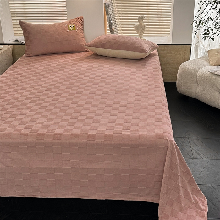 91家纺网 家纺一手货源 找家纺 洋铭区（原狠狠爱） 2023新款华夫格单品绒床单 清格-豆沙