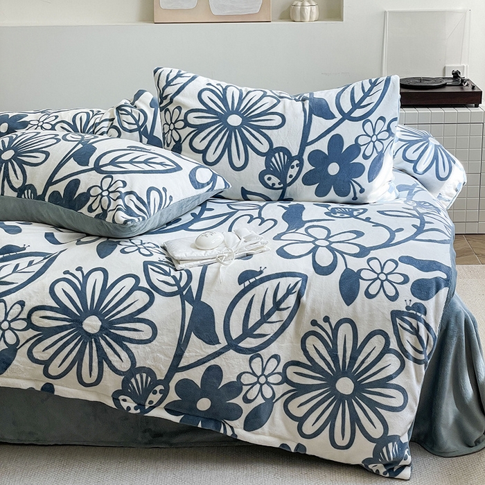 91家纺网 家纺一手货源 找家纺 窝米 2023冬季新品高克重牛奶绒四件套系列 花香萦绕