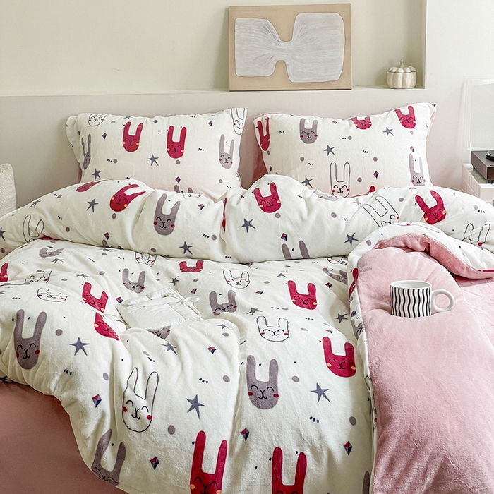 91家纺网 家纺一手货源 找家纺 窝米 2023冬季新品高克重牛奶绒四件套系列 米尔兔