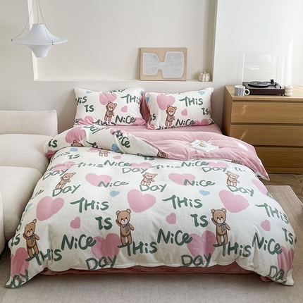 窝米 2023冬季新品高克重牛奶绒四件套系列 粉红桃心