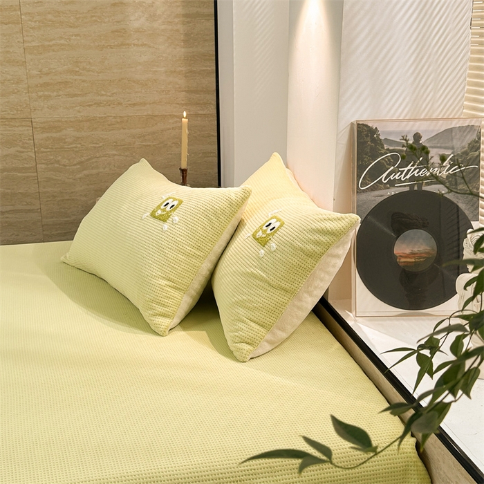 91家纺网 家纺一手货源 找家纺 洋铭区（原狠狠爱） 2023新款华夫格单品绒床单 华夫格-暖阳绿