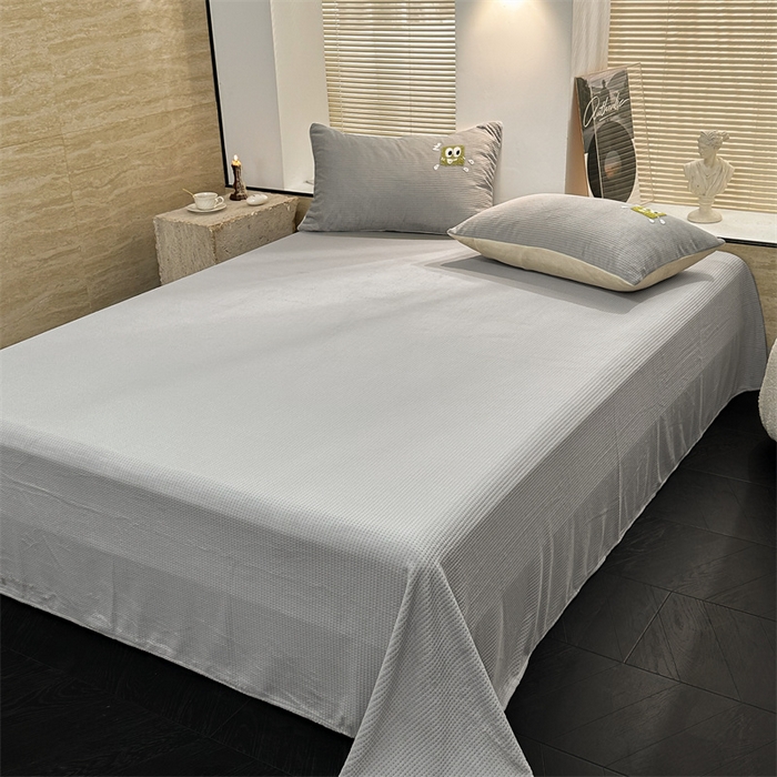 91家纺网 家纺一手货源 找家纺 洋铭区（原狠狠爱） 2023新款华夫格单品绒床单 华夫格-暖灰