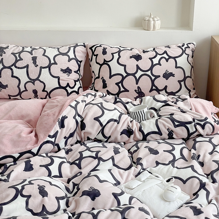 91家纺网 家纺一手货源 找家纺 窝米 2023冬季新品高克重牛奶绒四件套系列 暗香朵朵