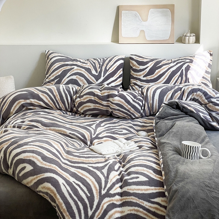 91家纺网 家纺一手货源 找家纺 窝米 2023冬季新品高克重牛奶绒四件套系列 假日岛