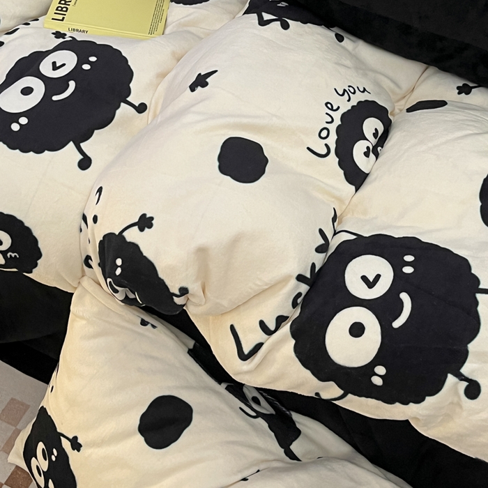 91家纺网 家纺一手货源 找家纺 海岛哥哥 2023新款大眼睛牛奶绒四件套 大眼睛绒-小煤球