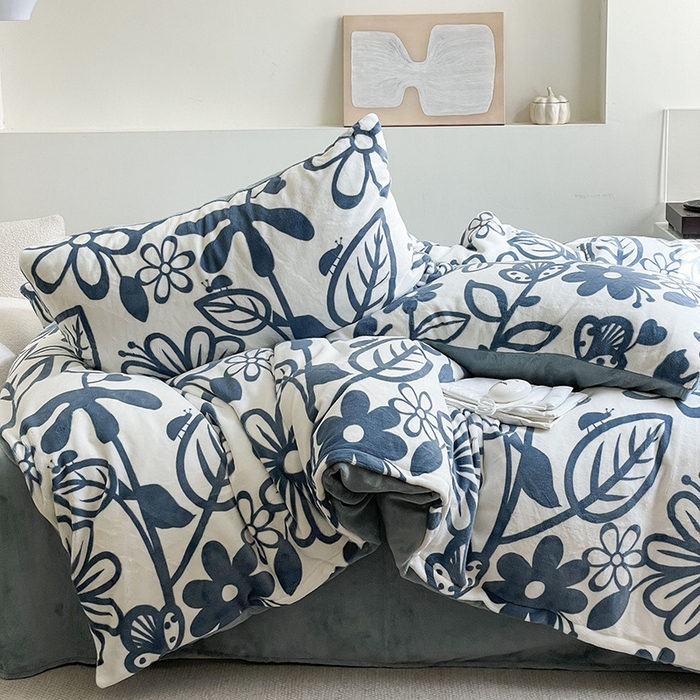 91家纺网 家纺一手货源 找家纺 窝米 2023冬季新品高克重牛奶绒四件套系列 花香萦绕