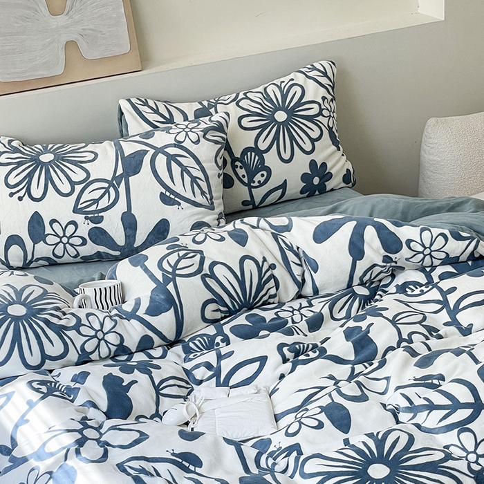 91家纺网 家纺一手货源 找家纺 窝米 2023冬季新品高克重牛奶绒四件套系列 花香萦绕