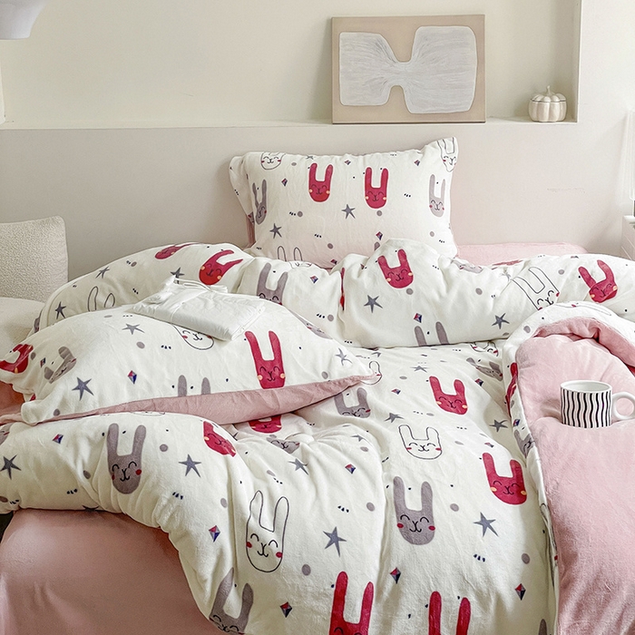 91家纺网 家纺一手货源 找家纺 窝米 2023冬季新品高克重牛奶绒四件套系列 米尔兔