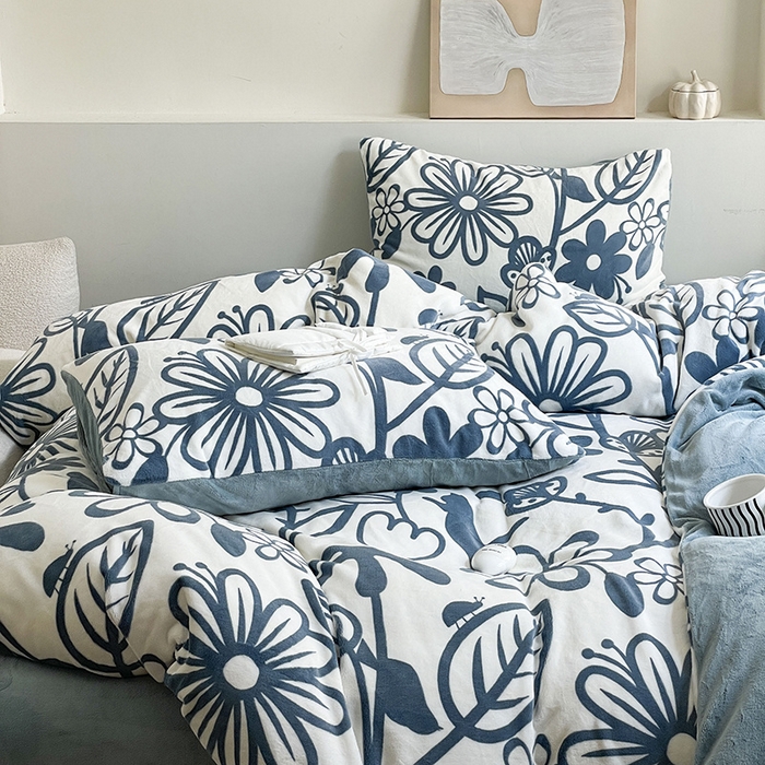 91家纺网 家纺一手货源 找家纺 窝米 2023冬季新品高克重牛奶绒四件套系列 花香萦绕