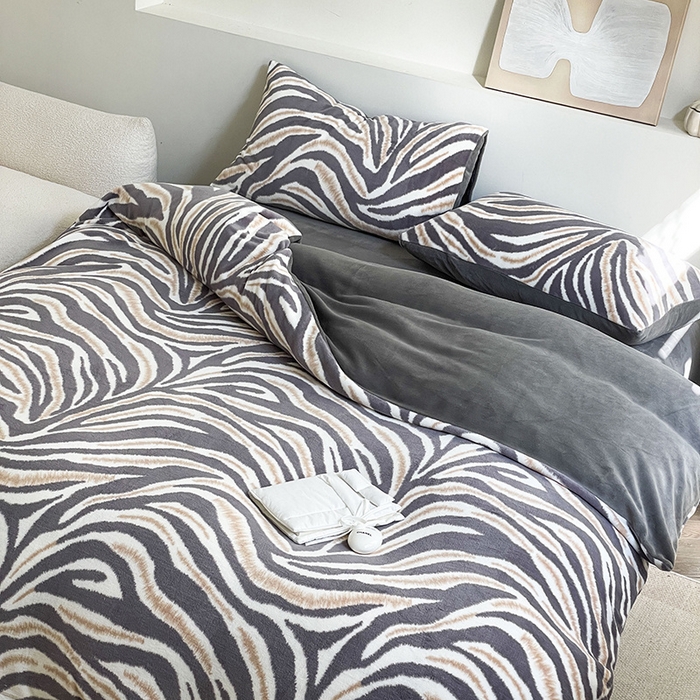 91家纺网 家纺一手货源 找家纺 窝米 2023冬季新品高克重牛奶绒四件套系列 假日岛