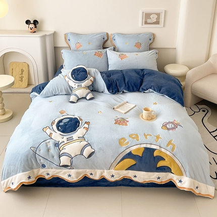 91家纺网 家纺一手货源 找家纺 （总）西西家居 2023新款正宗230g全消光牛奶绒四件套-探索星空