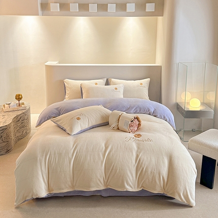 木堇家居 2023新款高克重刺绣牛奶绒四件套-遇见 遇见-奶白配紫