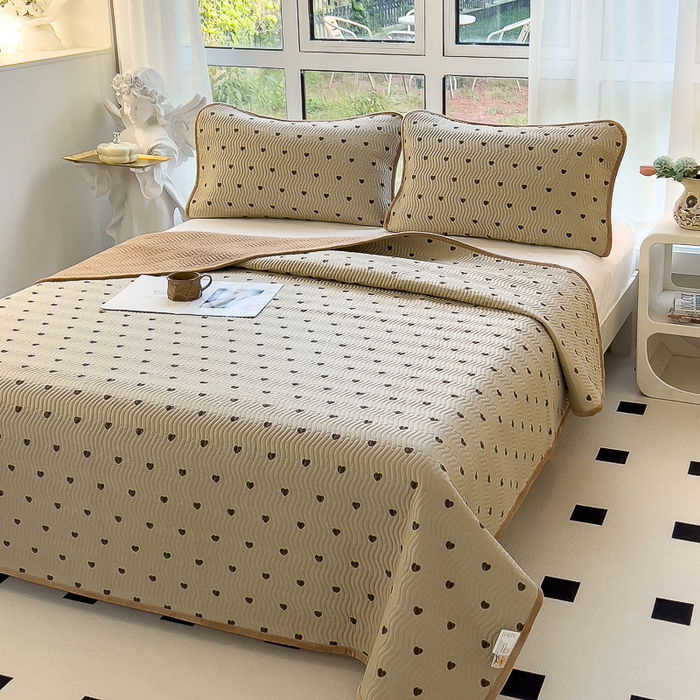 91家纺网 家纺一手货源 找家纺 2024新款40支棉加绒单床盖三件套双面可用全棉加厚婴儿绒 爱心驼