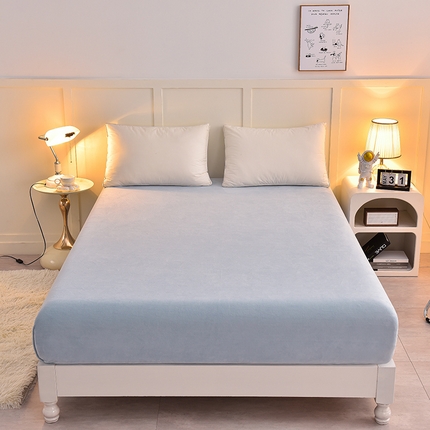 简一 2024新款高克重牛奶绒迪士尼系列单床笠 怦然心动