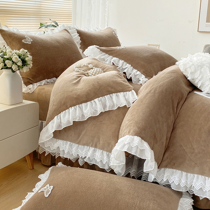 91家纺网 家纺一手货源 找家纺 艾晶美 2023新款双层花边牛奶绒四件套 拿铁咖