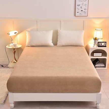 简一 2024新款高克重牛奶绒迪士尼系列单床笠 时尚熊宝