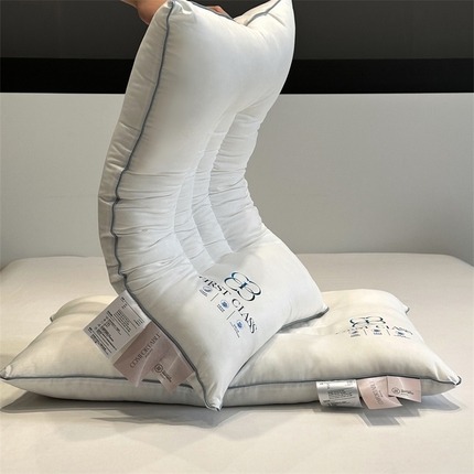 91家纺网 家纺一手货源 找家纺 头等舱 2023新款全棉A类酒店舒适护颈枕 48*74cm高枕一只（低枕人群系列）