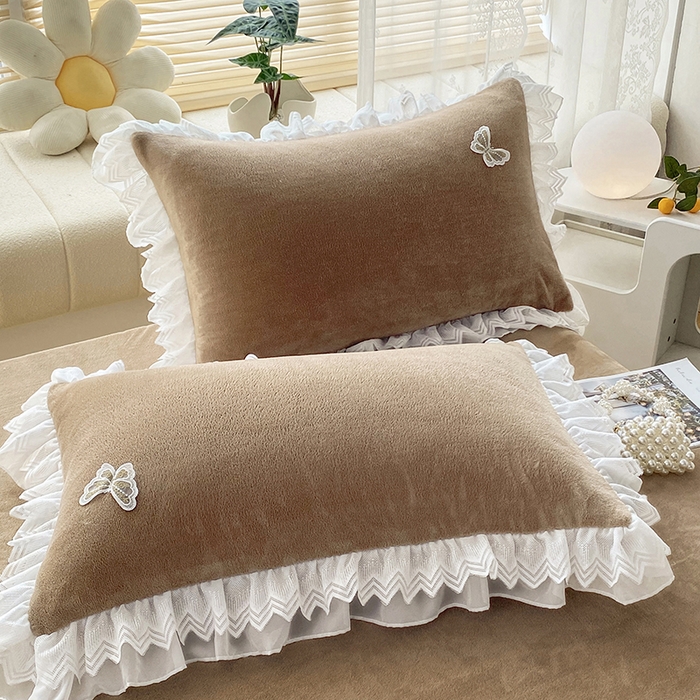 91家纺网 家纺一手货源 找家纺 艾晶美 2023新款双层花边牛奶绒四件套 拿铁咖