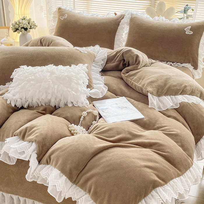 91家纺网 家纺一手货源 找家纺 艾晶美 2023新款双层花边牛奶绒四件套 拿铁咖