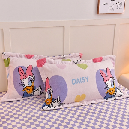 简一 2024新款高克重牛奶绒迪士尼系列单枕套 黛西公主