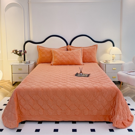 91家纺网 家纺一手货源 找家纺 （总）优乐家纺 2025新款高克重宝宝绒夹棉床盖系列三件套