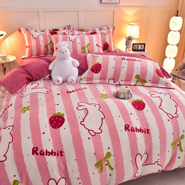 91家纺网 家纺一手货源 找家纺 简一 2024新款高克重牛奶绒迪士尼系列单枕套 粉红兔