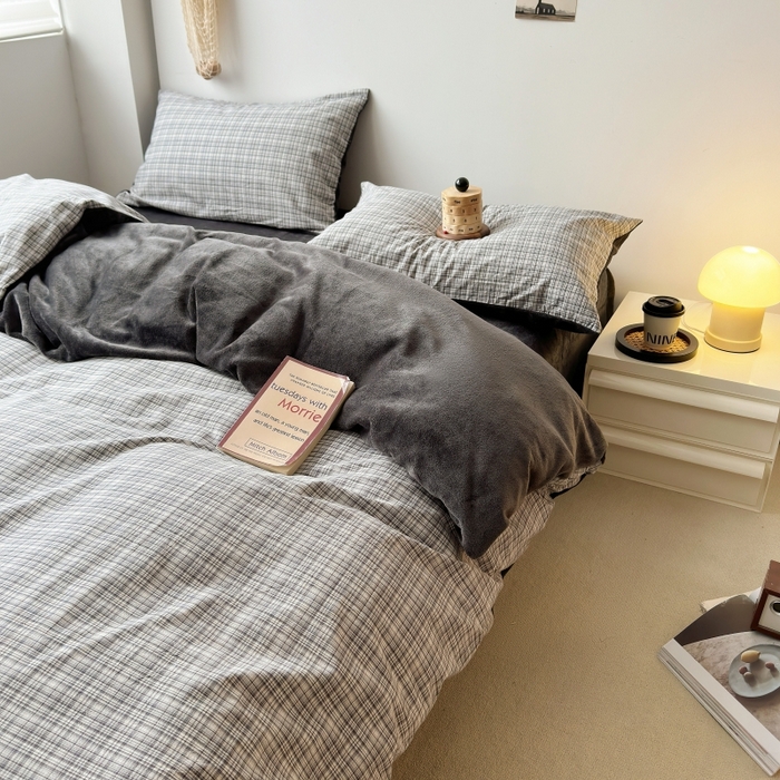 91家纺网 家纺一手货源 找家纺 水洗的故事 2023新款色织水洗棉牛奶绒双用四件套 利奥