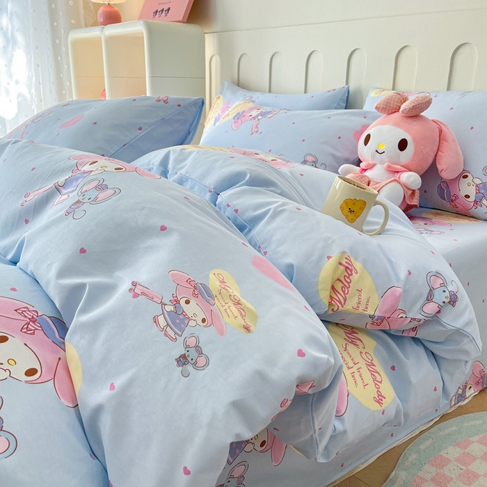 91家纺网 家纺一手货源 找家纺 博雅 2023新款三丽鸥卡通全棉四件套系列-第三批 旅行美乐蒂