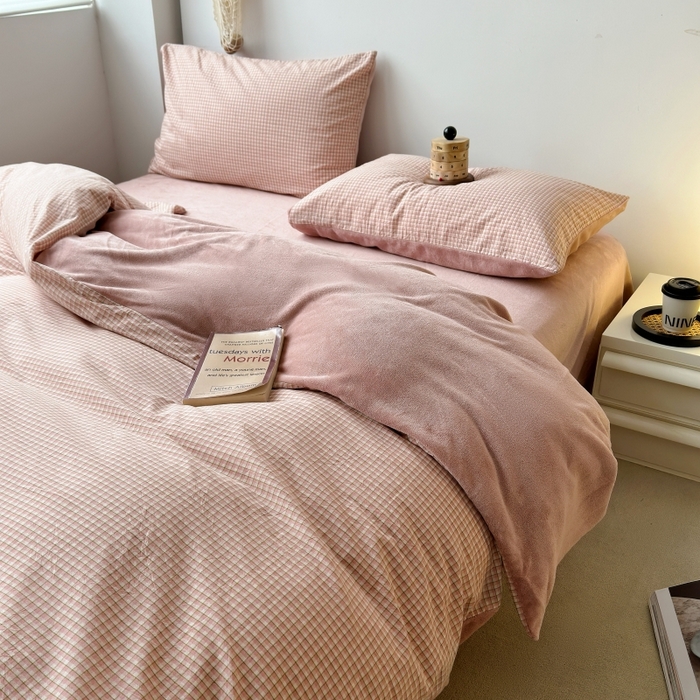 91家纺网 家纺一手货源 找家纺 水洗的故事 2023新款色织水洗棉牛奶绒双用四件套 西西里